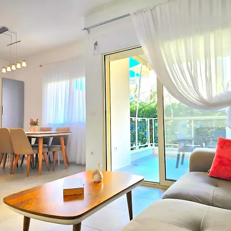 Ground Floor 142 Διαμέρισμα Plazhi San Pietro