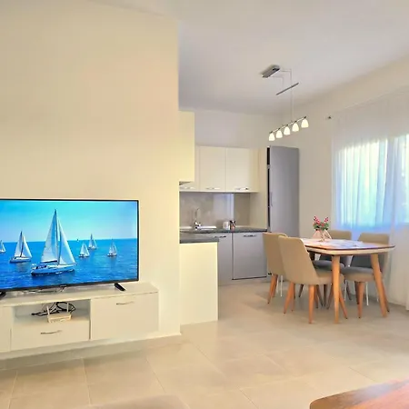 Ground Floor 142 Διαμέρισμα