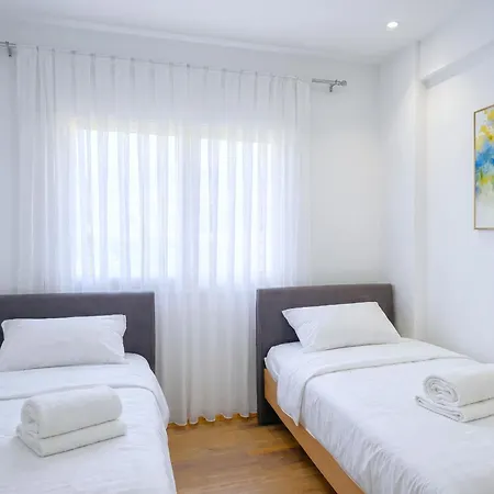 Ground Floor 142 Διαμέρισμα *